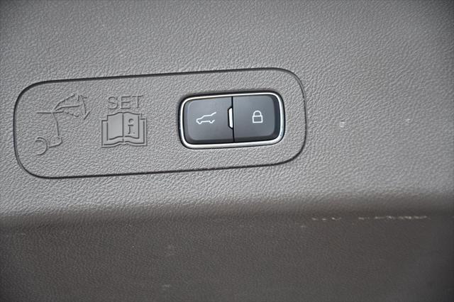 used 2023 Lincoln Aviator car, priced at $43,749