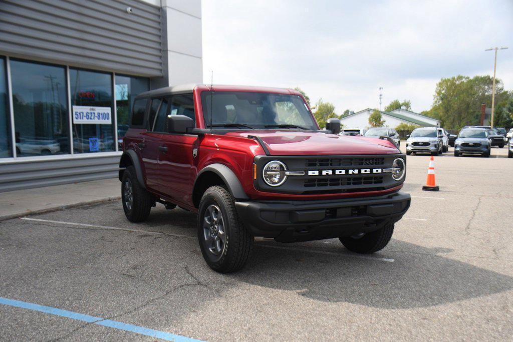 new 2025 Ford Bronco car, priced at $44,160
