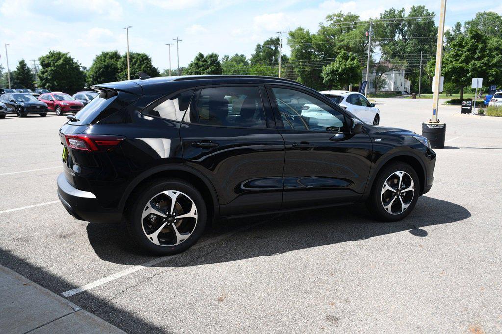 used 2025 Ford Escape car, priced at $32,095