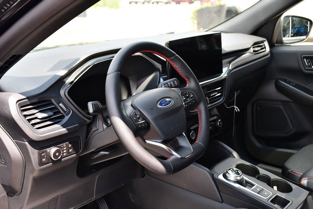used 2025 Ford Escape car, priced at $32,095