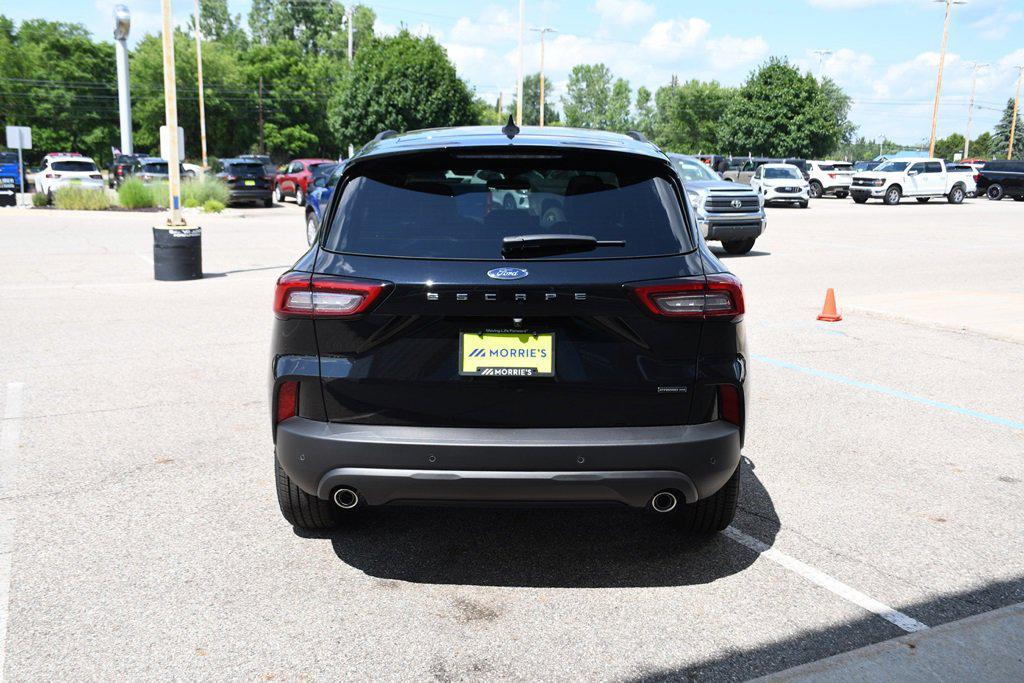 used 2025 Ford Escape car, priced at $32,095