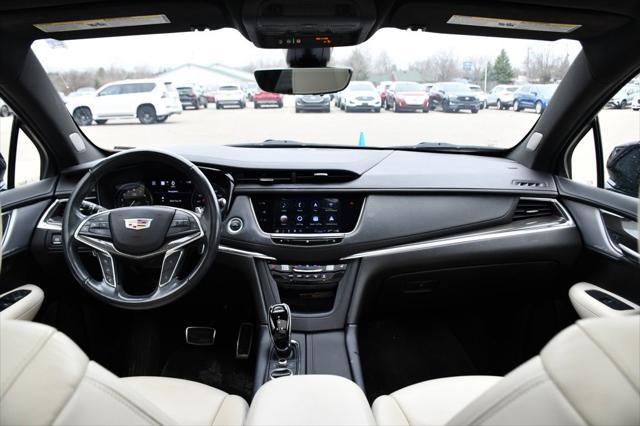 used 2021 Cadillac XT5 car, priced at $21,995