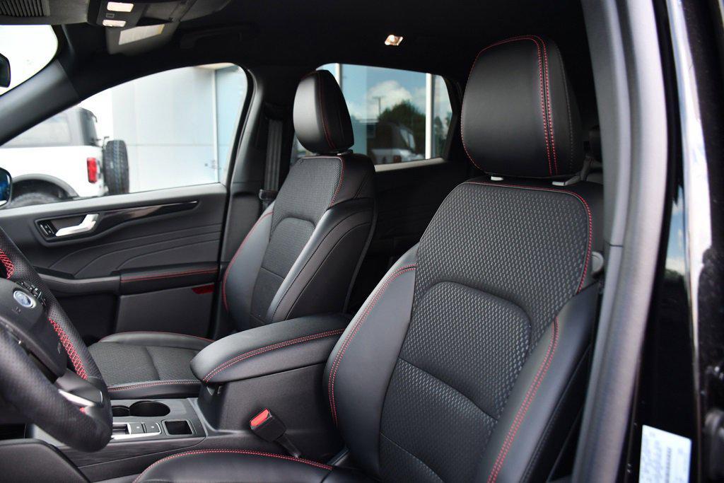 new 2025 Ford Escape car, priced at $28,238