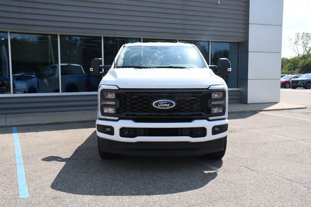 new 2025 Ford F-350 car, priced at $50,476