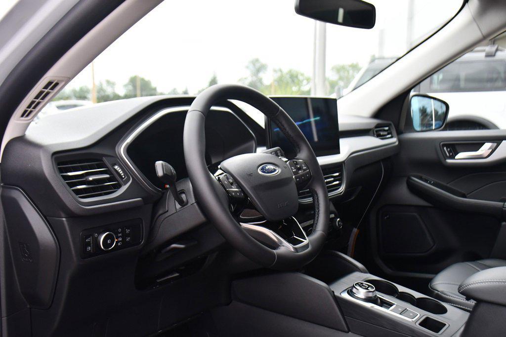 new 2025 Ford Escape PHEV car, priced at $35,407