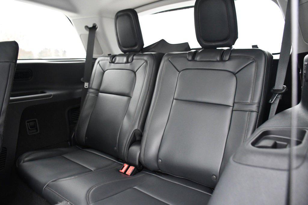 new 2025 Lincoln Aviator car, priced at $72,899