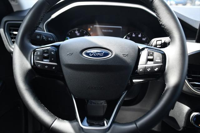 used 2022 Ford Escape car, priced at $25,249