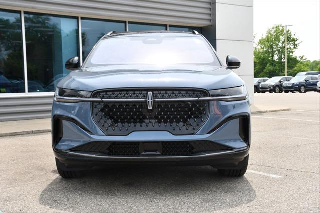 new 2025 Lincoln Nautilus car, priced at $63,673