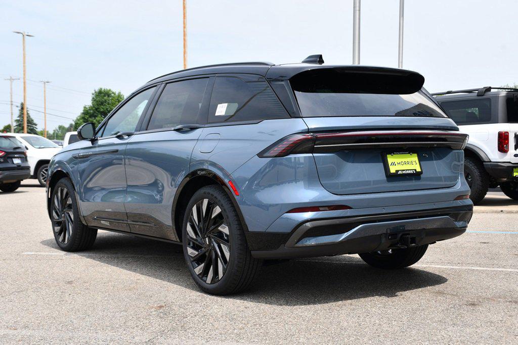 new 2025 Lincoln Nautilus car, priced at $63,673
