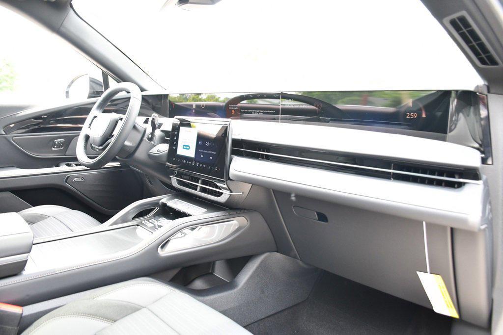 new 2025 Lincoln Nautilus car, priced at $63,673