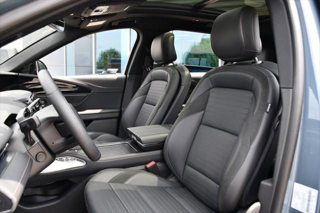 new 2025 Lincoln Nautilus car, priced at $63,673