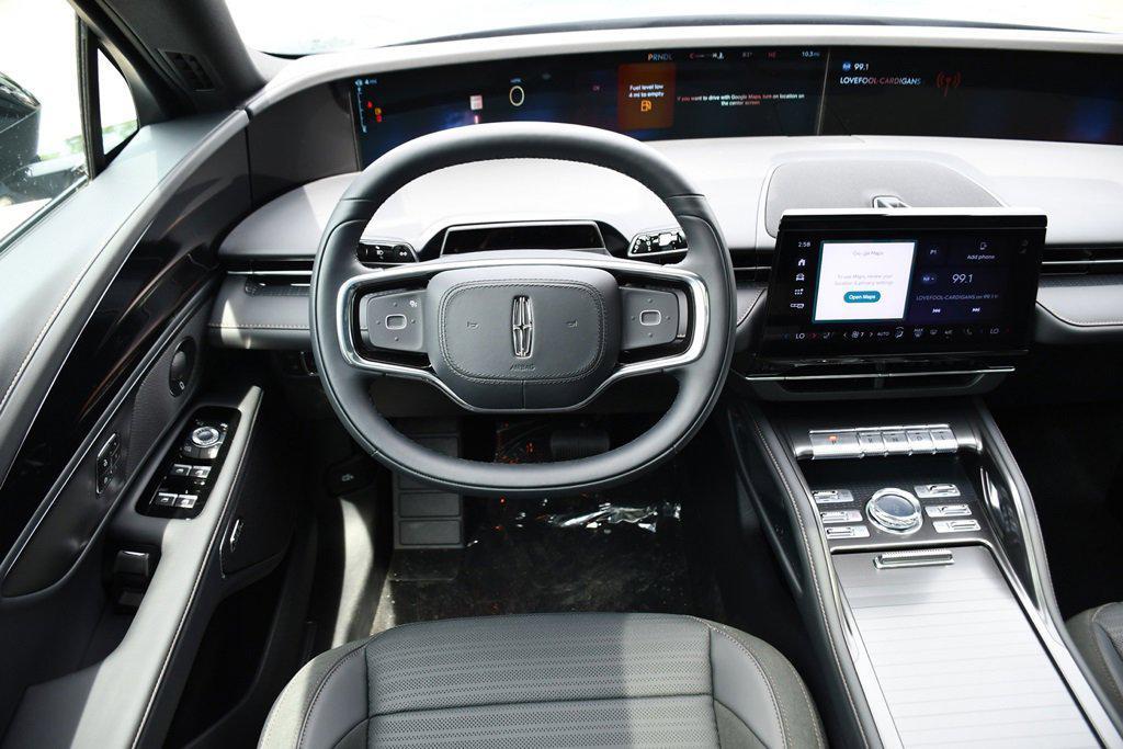 new 2025 Lincoln Nautilus car, priced at $63,673