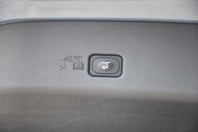 new 2025 Lincoln Nautilus car, priced at $63,673
