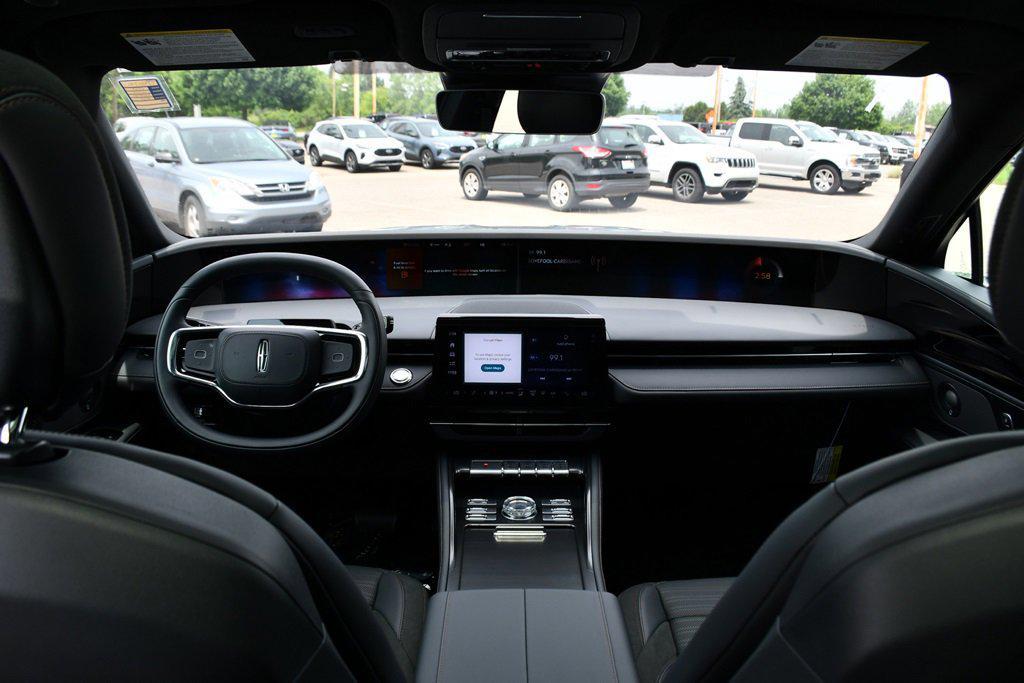 new 2025 Lincoln Nautilus car, priced at $63,673