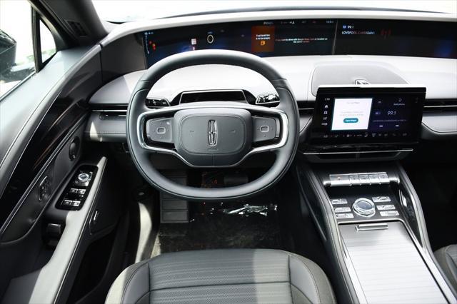 new 2025 Lincoln Nautilus car, priced at $63,673