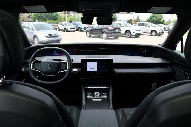new 2025 Lincoln Nautilus car, priced at $63,673