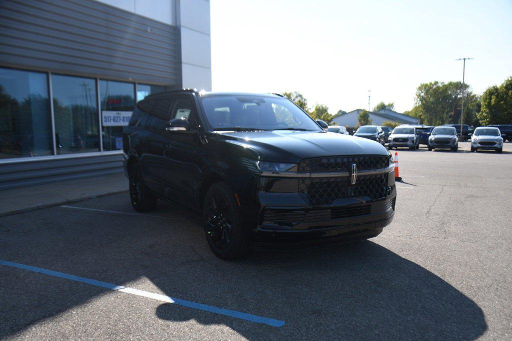 new 2025 Lincoln Navigator car, priced at $97,018
