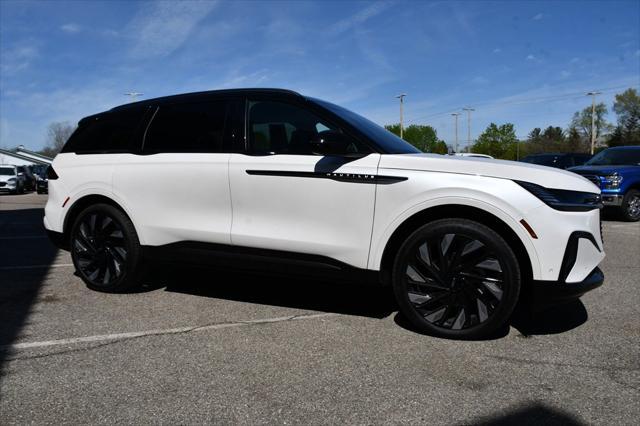 used 2024 Lincoln Nautilus car, priced at $64,995