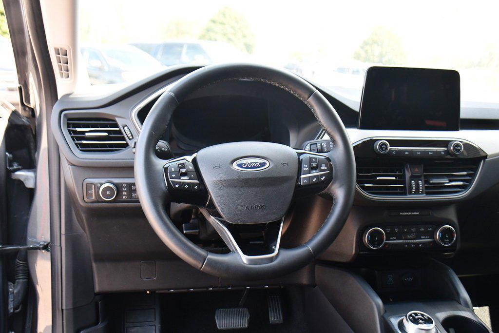 used 2022 Ford Escape car, priced at $22,995