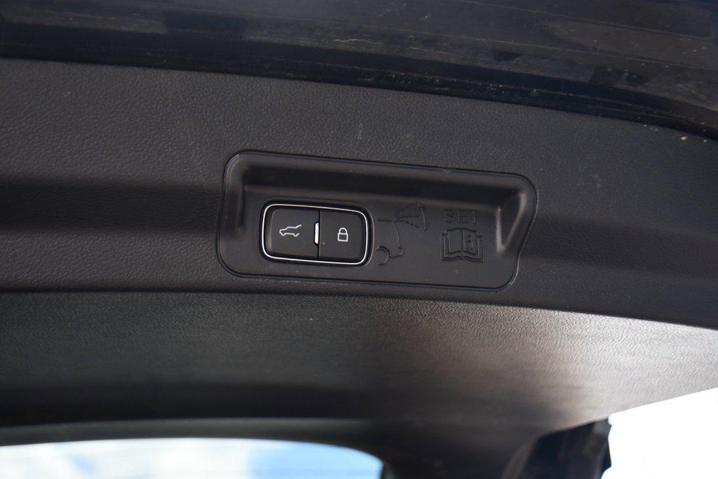 used 2022 Ford Explorer car, priced at $31,249