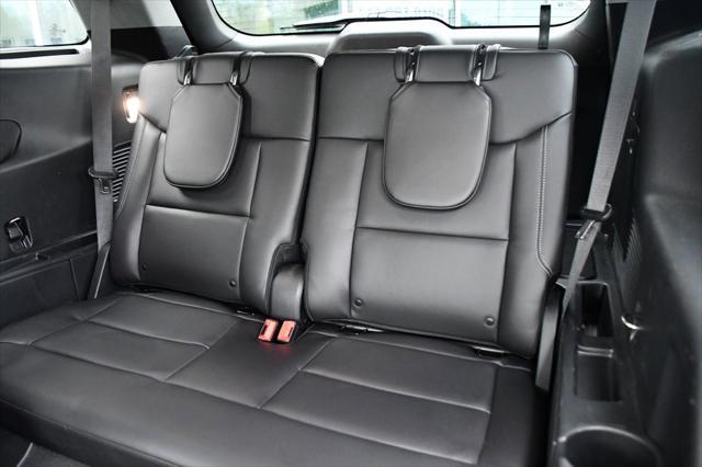 used 2022 Ford Explorer car, priced at $31,995