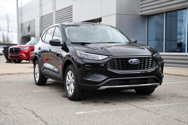 new 2025 Ford Escape car, priced at $31,229
