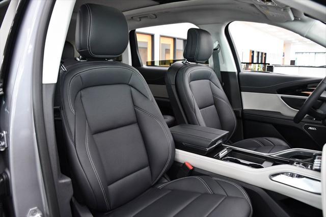 new 2025 Lincoln Nautilus car, priced at $55,445