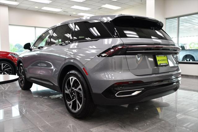 new 2025 Lincoln Nautilus car, priced at $55,445