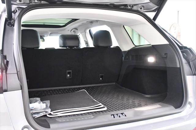 new 2025 Lincoln Nautilus car, priced at $55,445