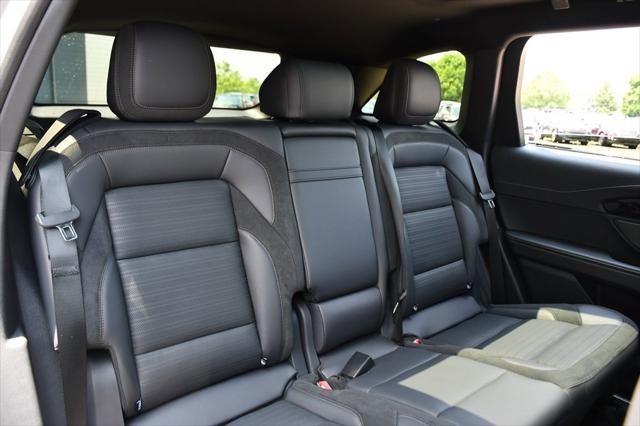 new 2025 Lincoln Nautilus car, priced at $61,893