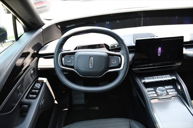 new 2025 Lincoln Nautilus car, priced at $61,893