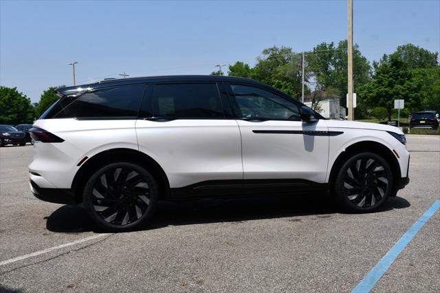 new 2025 Lincoln Nautilus car, priced at $61,893