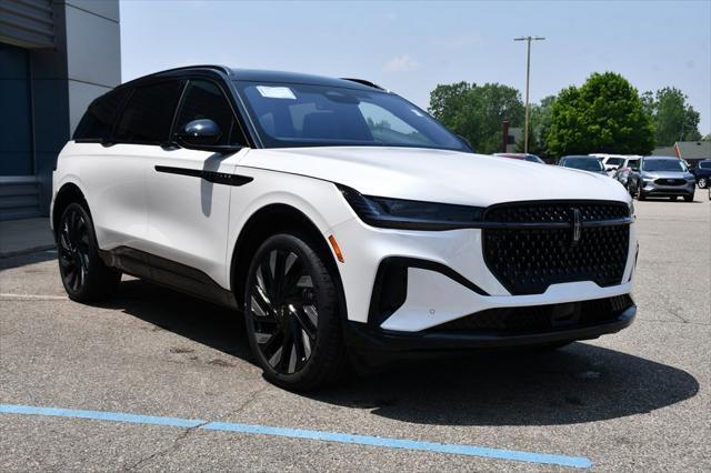 new 2025 Lincoln Nautilus car, priced at $61,893