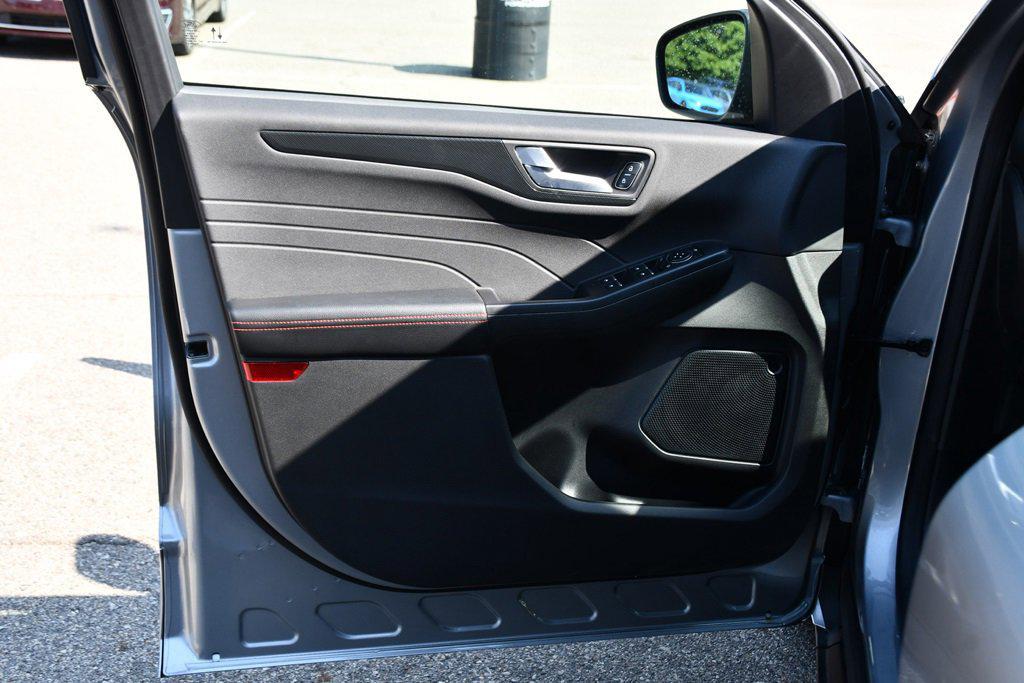 used 2023 Ford Escape car, priced at $26,495
