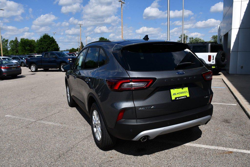 new 2025 Ford Escape car, priced at $30,127