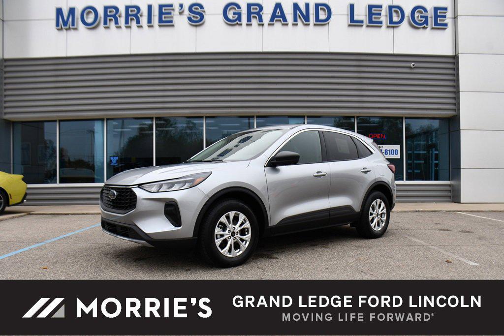 used 2023 Ford Escape car, priced at $25,995