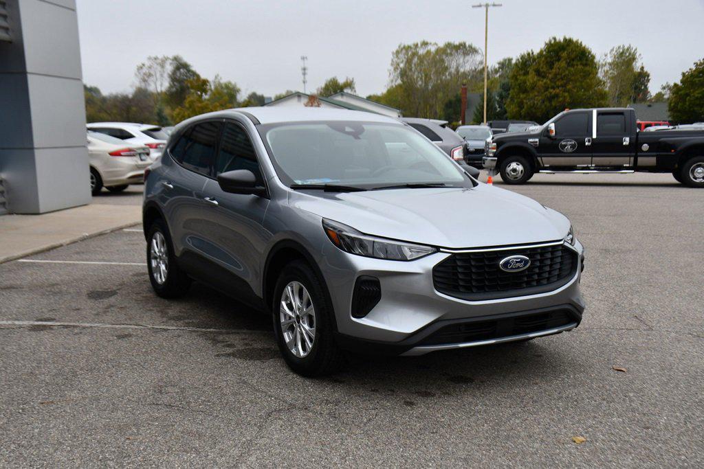 used 2023 Ford Escape car, priced at $25,749