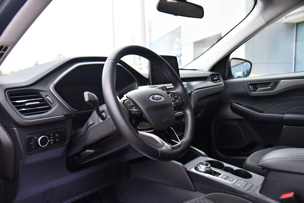 used 2023 Ford Escape car, priced at $25,749