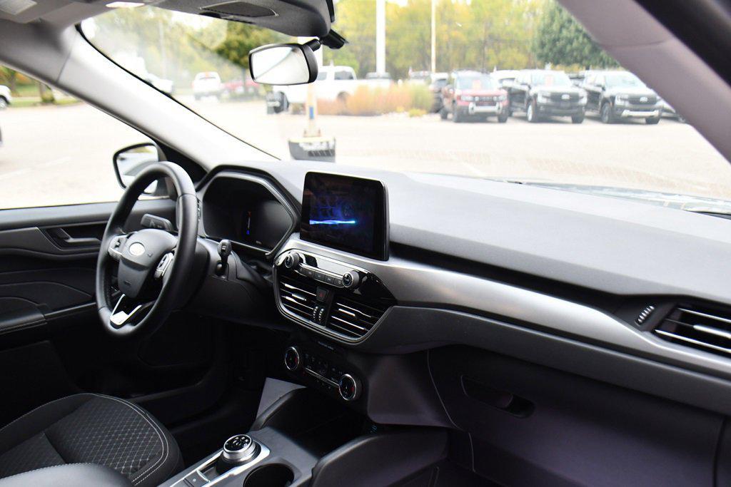 used 2023 Ford Escape car, priced at $25,749