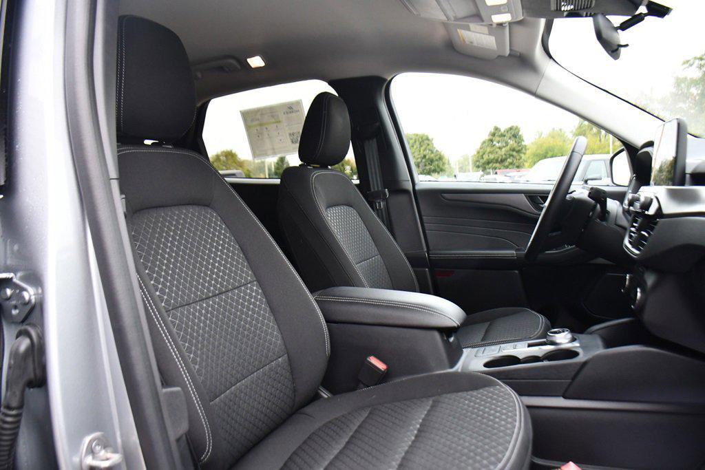 used 2023 Ford Escape car, priced at $25,749