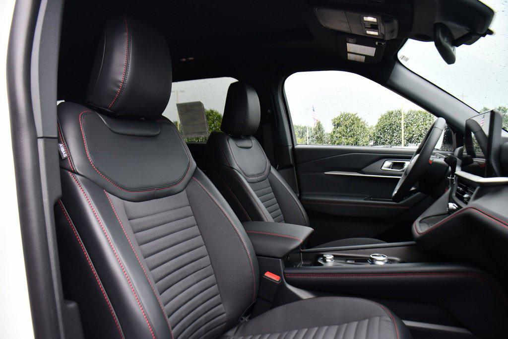 new 2025 Ford Explorer car, priced at $48,879