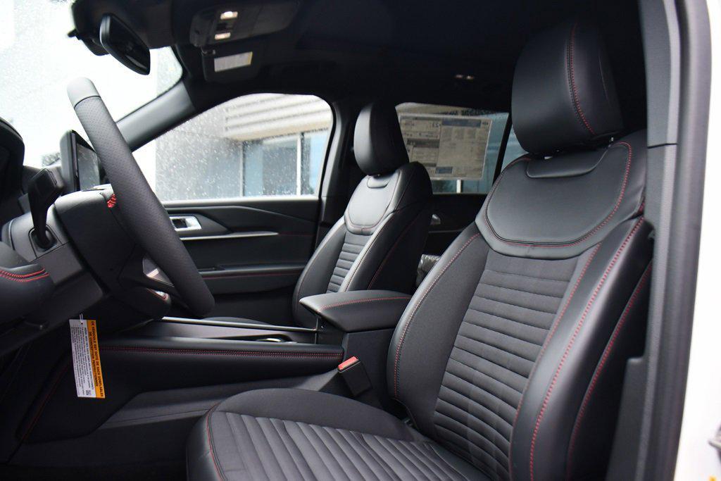 new 2025 Ford Explorer car, priced at $48,879