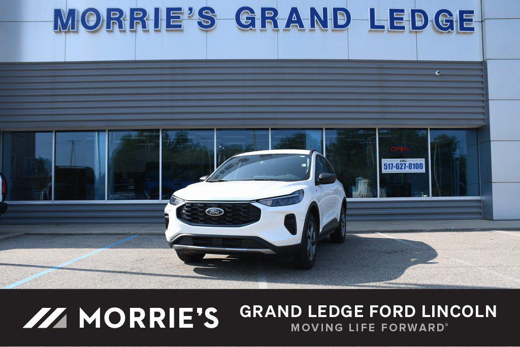 used 2025 Ford Escape car, priced at $30,565