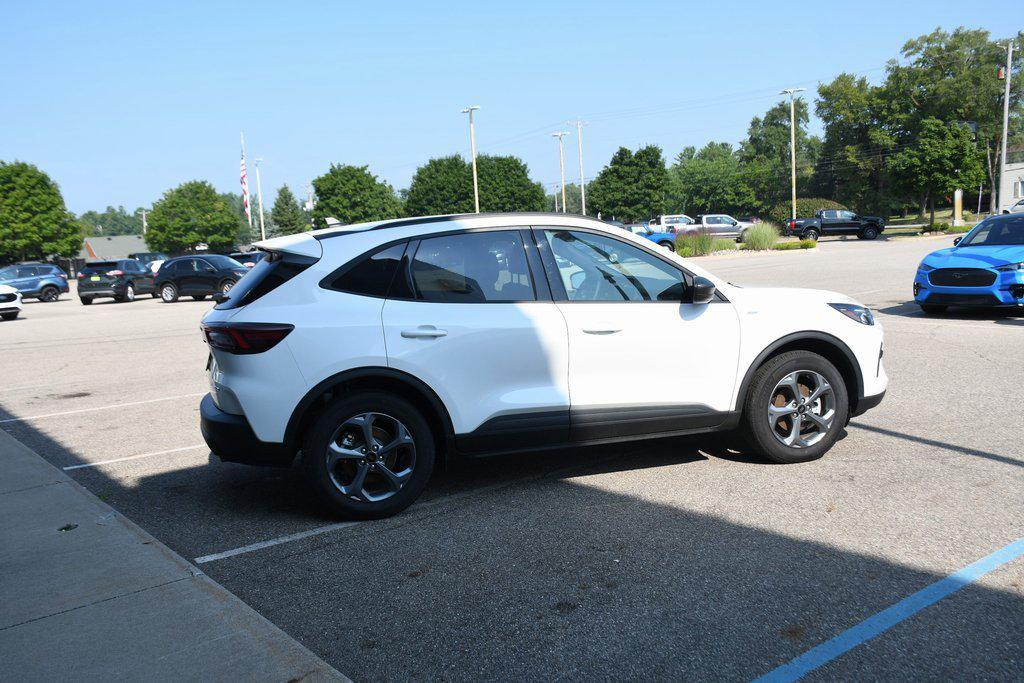 used 2025 Ford Escape car, priced at $30,565