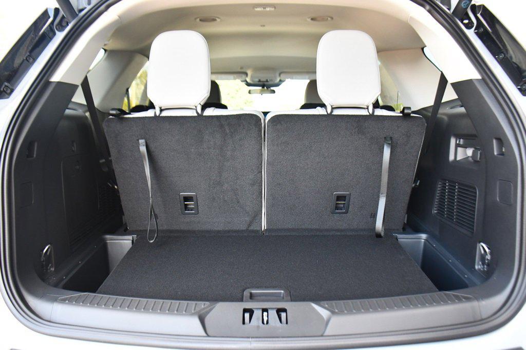 new 2025 Ford Explorer car, priced at $44,247