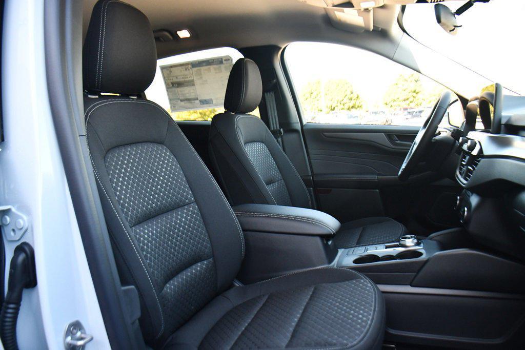 new 2025 Ford Escape car, priced at $27,089
