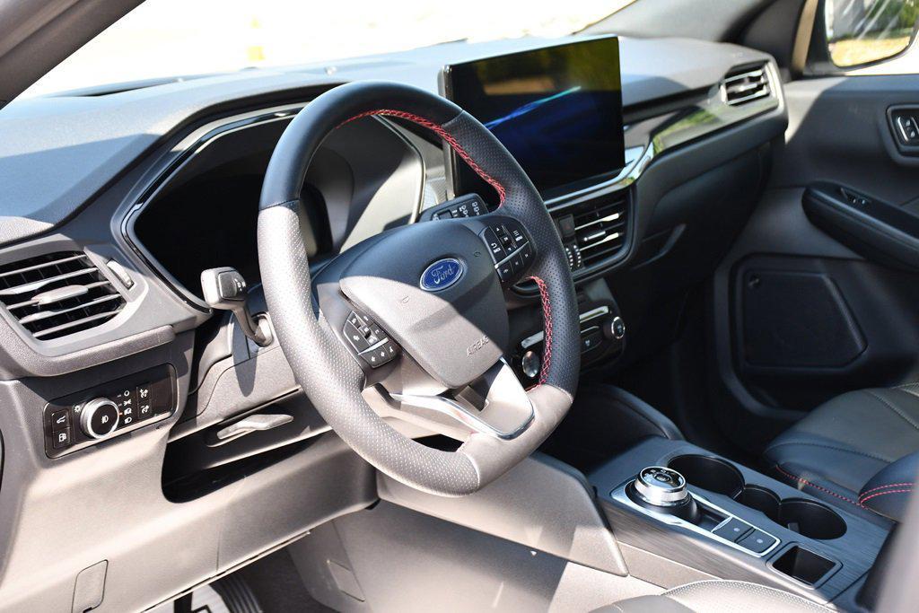 used 2025 Ford Escape car, priced at $33,749