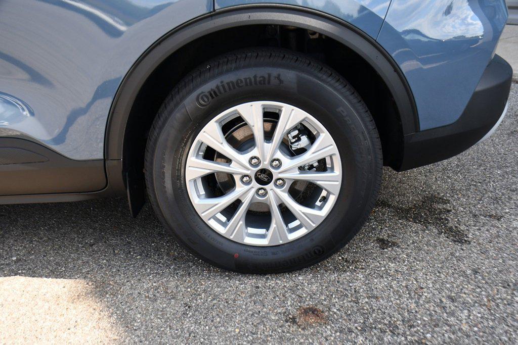 new 2025 Ford Escape car, priced at $27,981