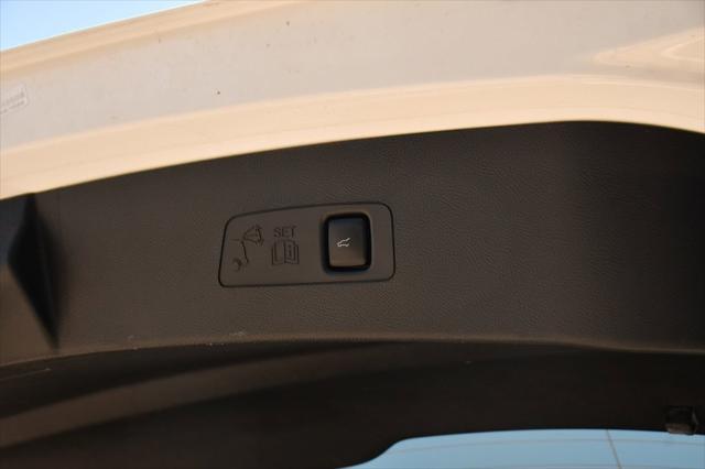 used 2023 Lincoln Corsair car