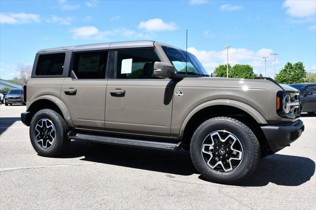 new 2025 Ford Bronco car, priced at $54,658